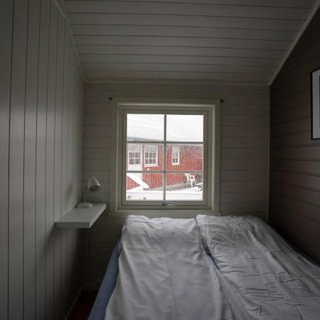 Authentic Lofoten Rorbu Stamsund Exterior photo